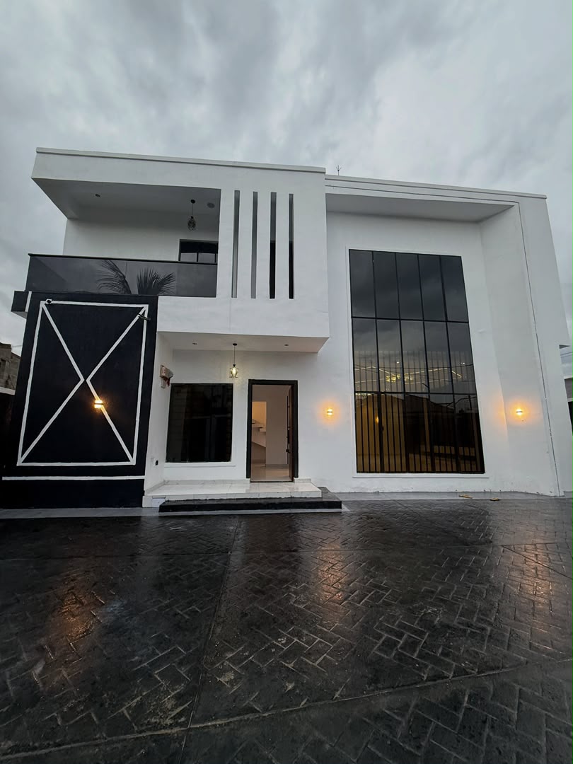 4-Bed Fully Detached Duplex with Cinema, GRA